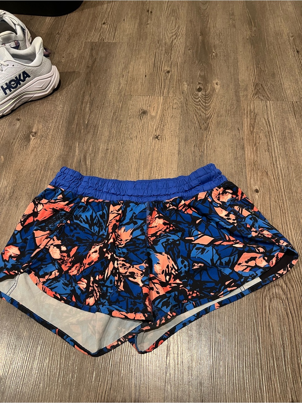 lululemon athletica Blue and Coral Floral Athletic Shorts size 12